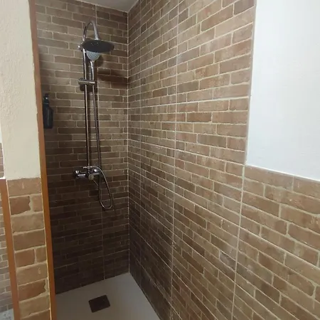 Olivia Apartment *